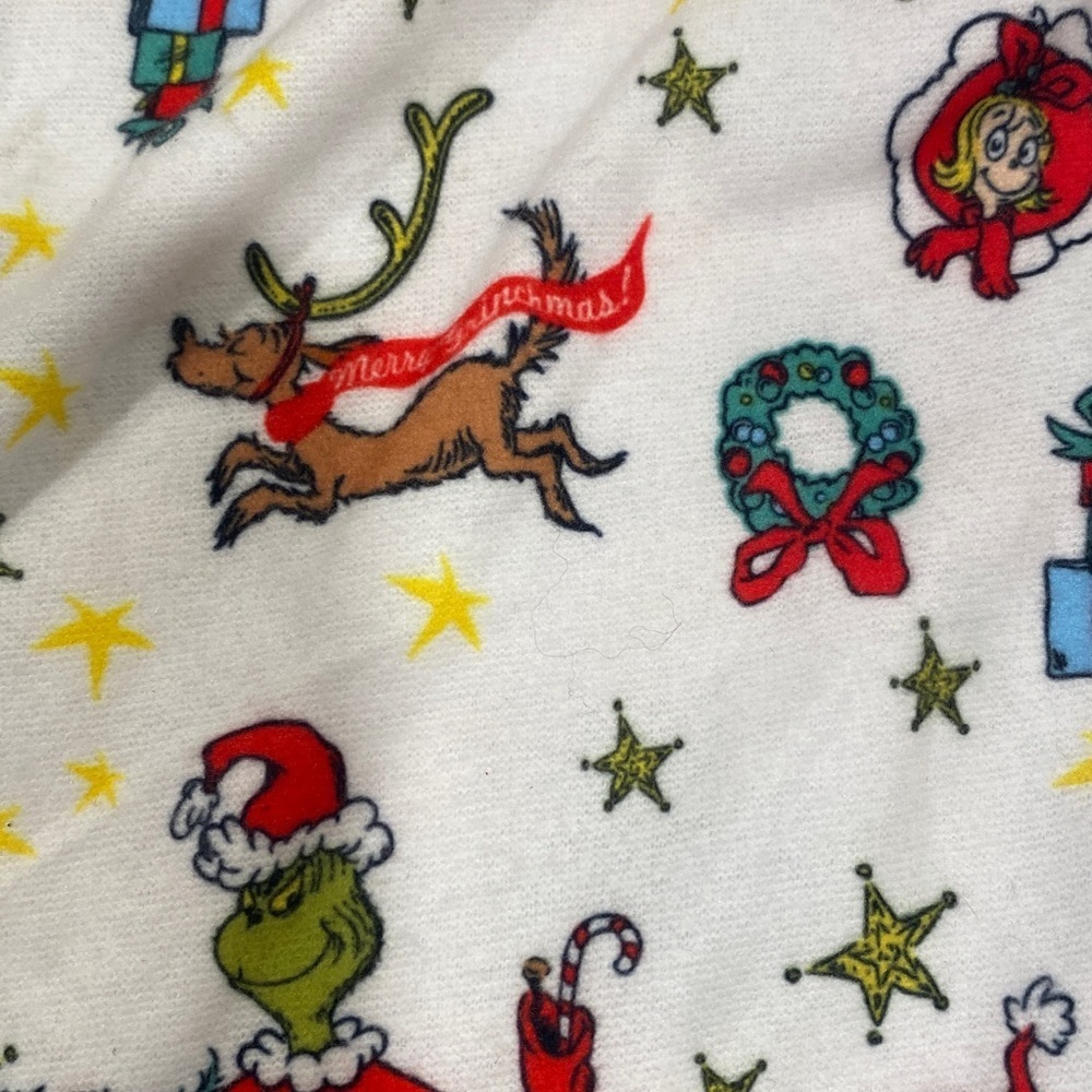 Dr Seuss NWT “Grinch” kids flannel button front Christmas pajamas. Size 4T - Picture 7 of 7